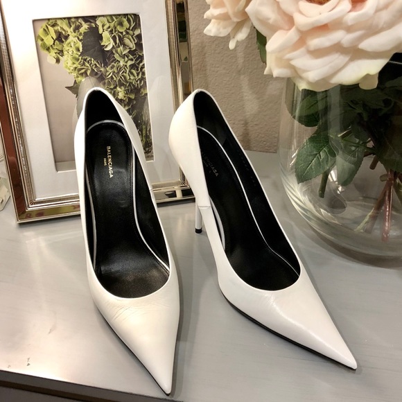 Balenciaga Shoes - Balensiaga white pumps leather